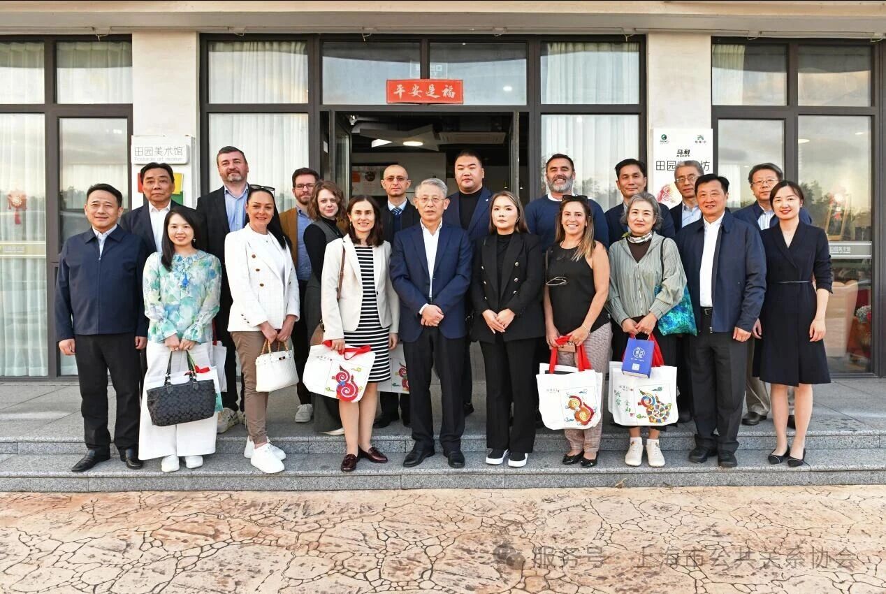 驻沪领事官员沉浸体验金山魅力